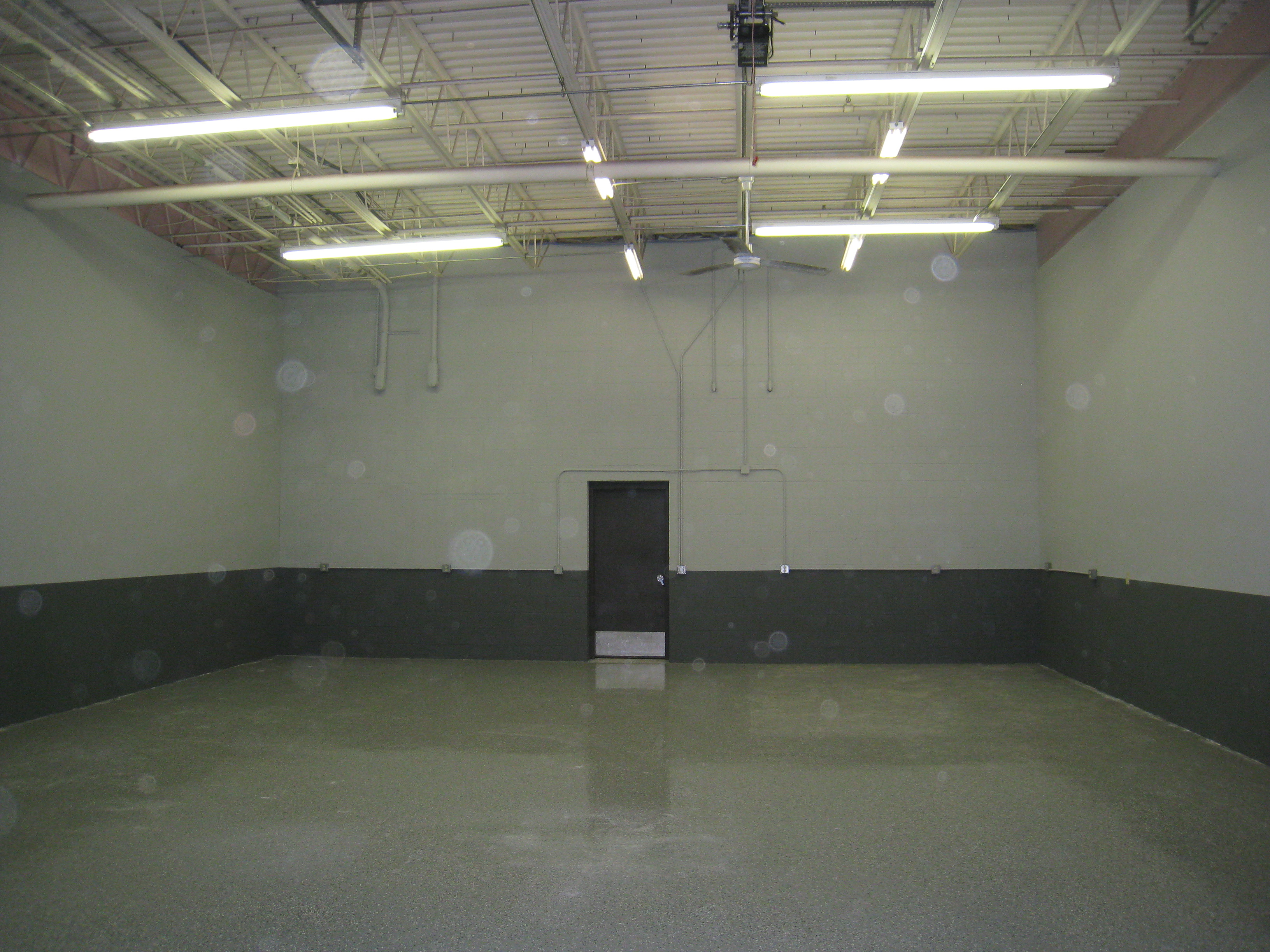 commercial_garage__drywall_repair___paint__10_.JPG